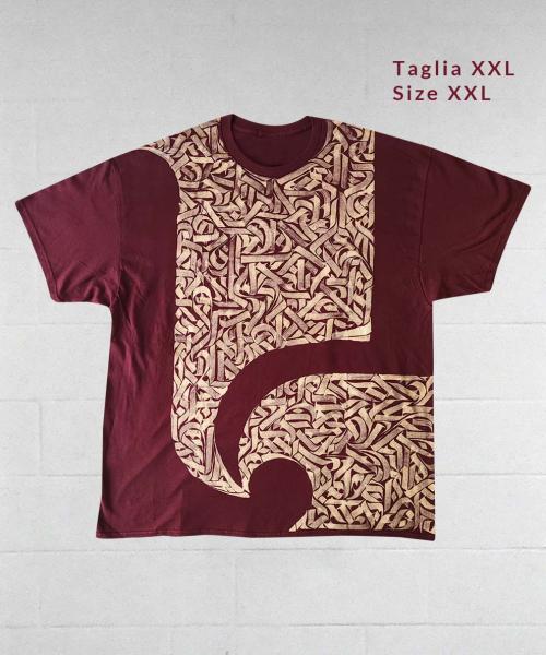 T-Shirt bordeaux Texture Calligrafica | Streetwear & Dancewear